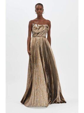 OSCAR DE LA RENTAStrapless Metallic Pleated A-Line Gown
